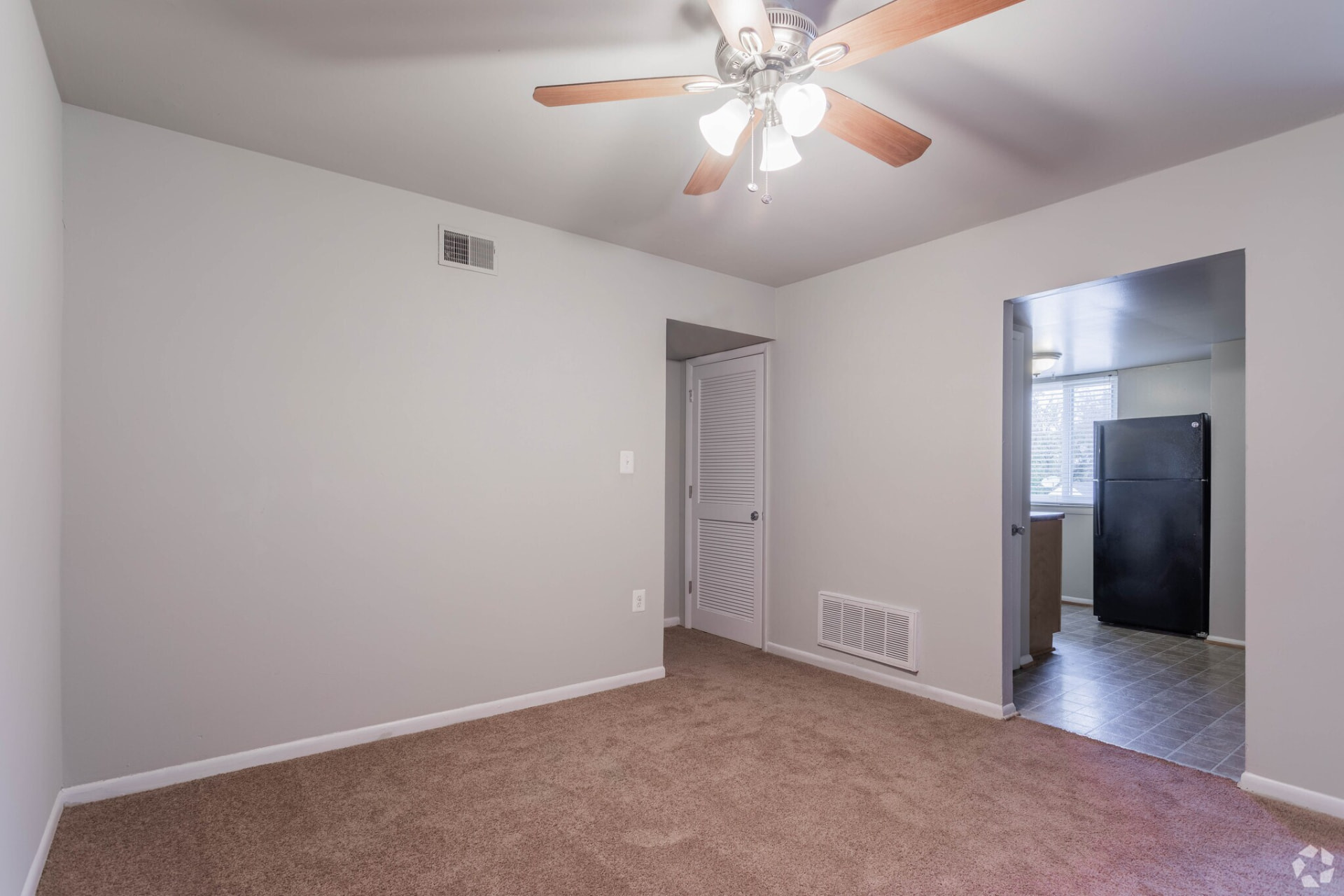 2 bedroom living area